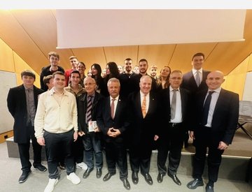 «Δίκες που συγκλόνισαν την Ελλάδα»: Έντονο ενδιαφέρον από φοιτητές στη Νομική Αθηνών