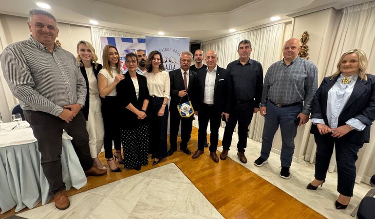 Βία και εξαρτήσεις στην εφηβεία – Ο γονιός μπροστά στην πρόκληση
