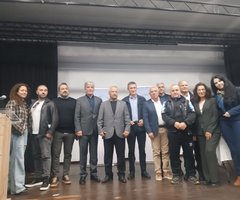 Μαθητές και Εκπαιδευτικοί στο Κορωπί ενώνουν τη φωνή τους ενάντια στις εξαρτήσεις